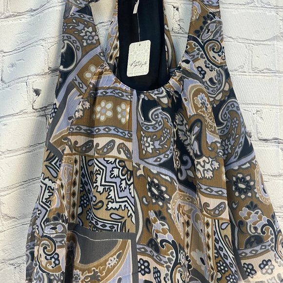 Free People - Picture 3 of 5